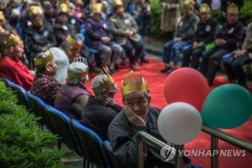 중국 기대여명 77.9세…6년 전보다 1.4세↑