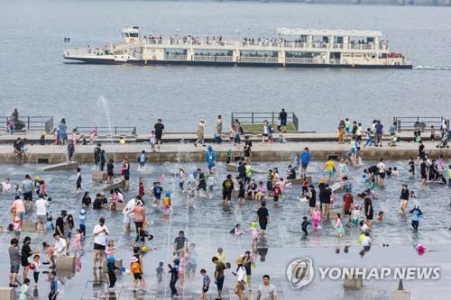 지난달 평균기온 역대 3위…사상 첫 '6월 열대야'