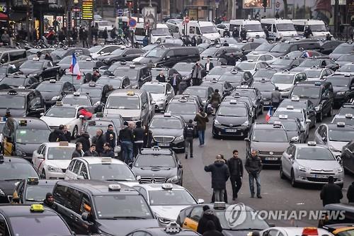 우버의 민낯…"돈 벌려고 각국정부 속이고 정치권 로비"(종합)