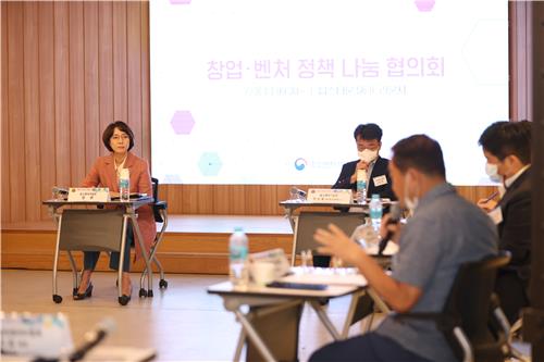 중기부, 벤처 정책협의회 개최…업계 "주52시간제 보완" 건의(종합)
