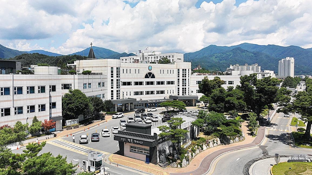 가평 주민이면 타지역 중고교 입학해도 교복비 지원