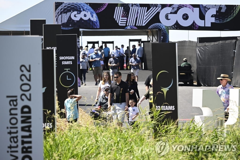 PGA, 'LIV' 출전 선수 징계…"반독점법 위반" 반발