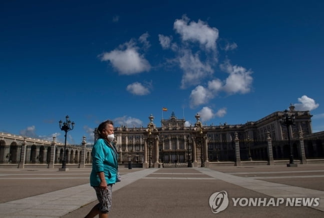 "대중교통 무료"…고물가에 스페인도 파격 감면