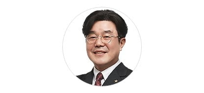 구연성 / 스타리치 어드바이져 기업 컨설팅 전문가