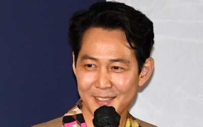 '감독 데뷔' 이정재 "정우성, 4번 정도 캐스팅 거절…제일 어려워"('헌트')