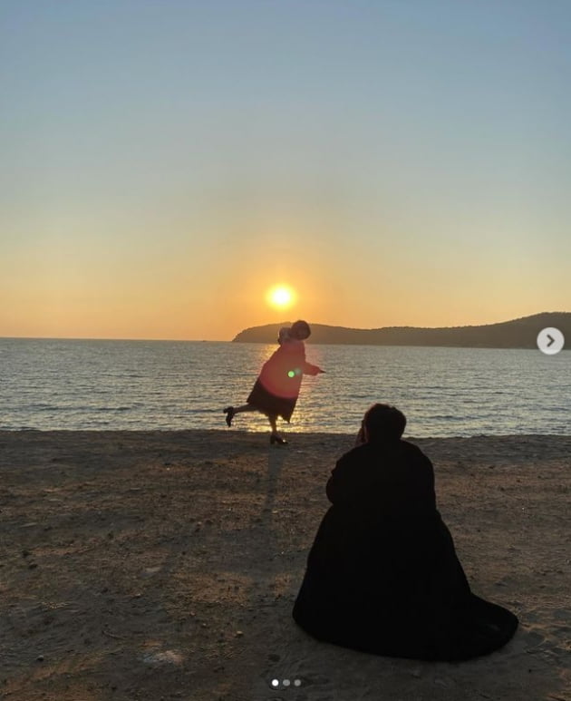 강태오, '우영우' 박은빈 해를 품은죄...바닷가에서 알콩달콩[TEN★]