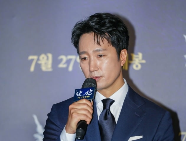 박해일 "'한산: 용의 출현', 에너제틱한 배우들 덕 거저먹었다"