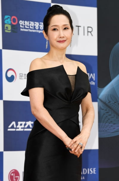 [TEN 포토] 배혜선 '두 손 다소곳하게'