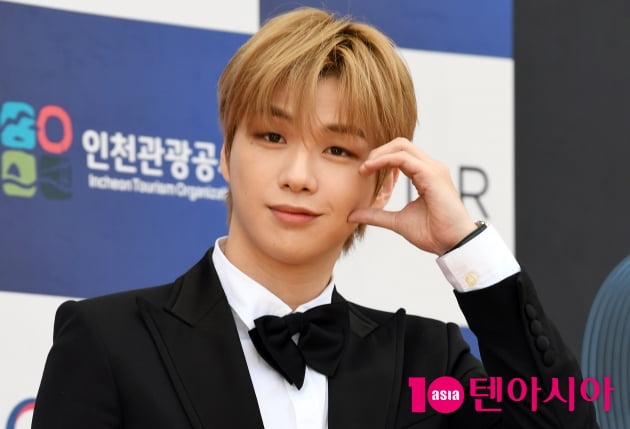 [TEN 포토] 강다니엘 '사랑스러운 멍웅미'