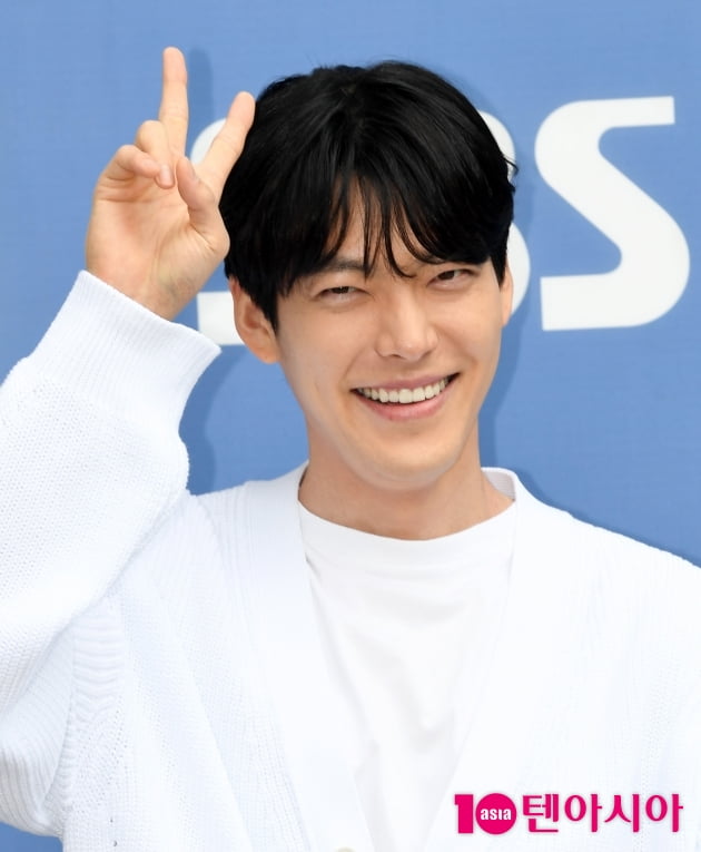 [TEN 포토] 김우빈 '반전매력'