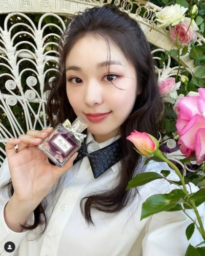 '고우림♥' 김연아, 피겨 여왕의 꽃미소...사랑하면 이뻐져요[TEN★]