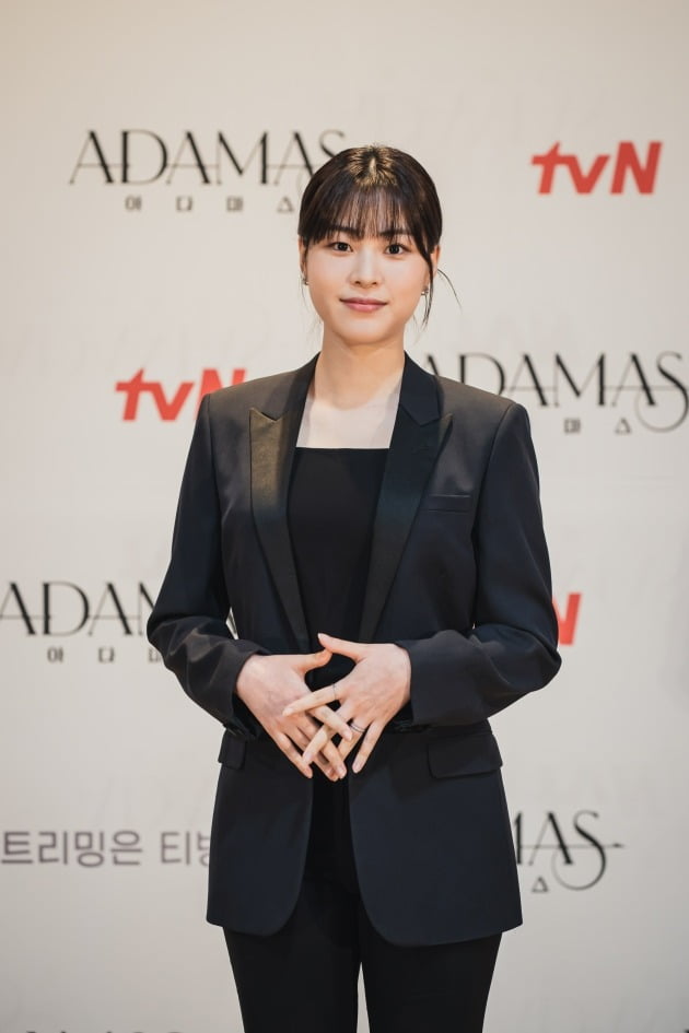 '아다마스' 이수경./사진제공=tvN