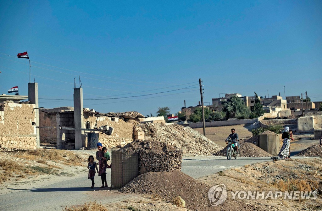 IS가 점령했던 시리아 도시에서 암매장 시신 29구 발견