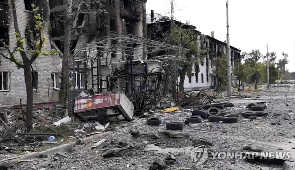 러시아 국방 "우크라 동부 루한스크 지역 완전히 해방"