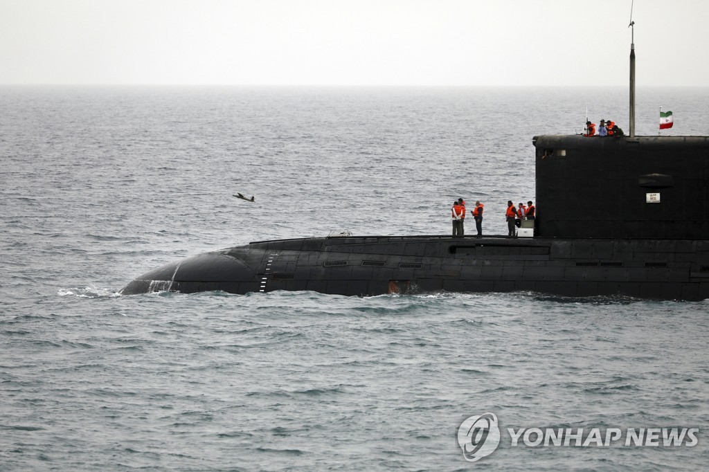 바이든 중동 방문 중 이란, 무인기 운용 능력 과시