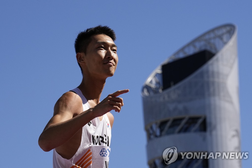 [세계육상] 우상혁, 공동 1위로 결선 진출…"응원 필요합니다"(종합2보)