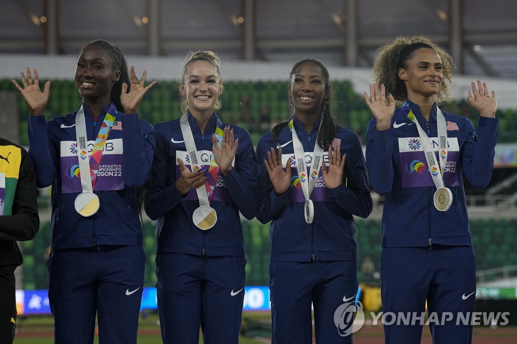 [세계육상] 미국, 남녀 1,600ｍ 계주 석권…필릭스 20번째 메달