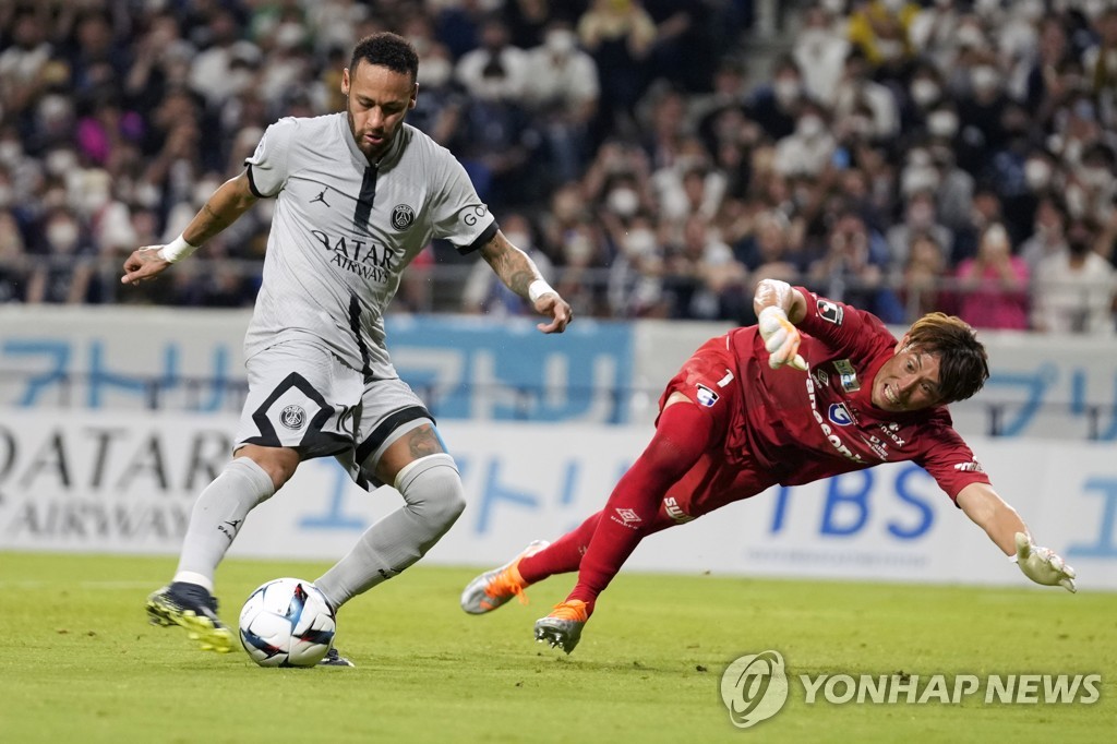 '네이마르 2골' PSG, 감바 오사카에 6-2 완승…일본투어 3연승