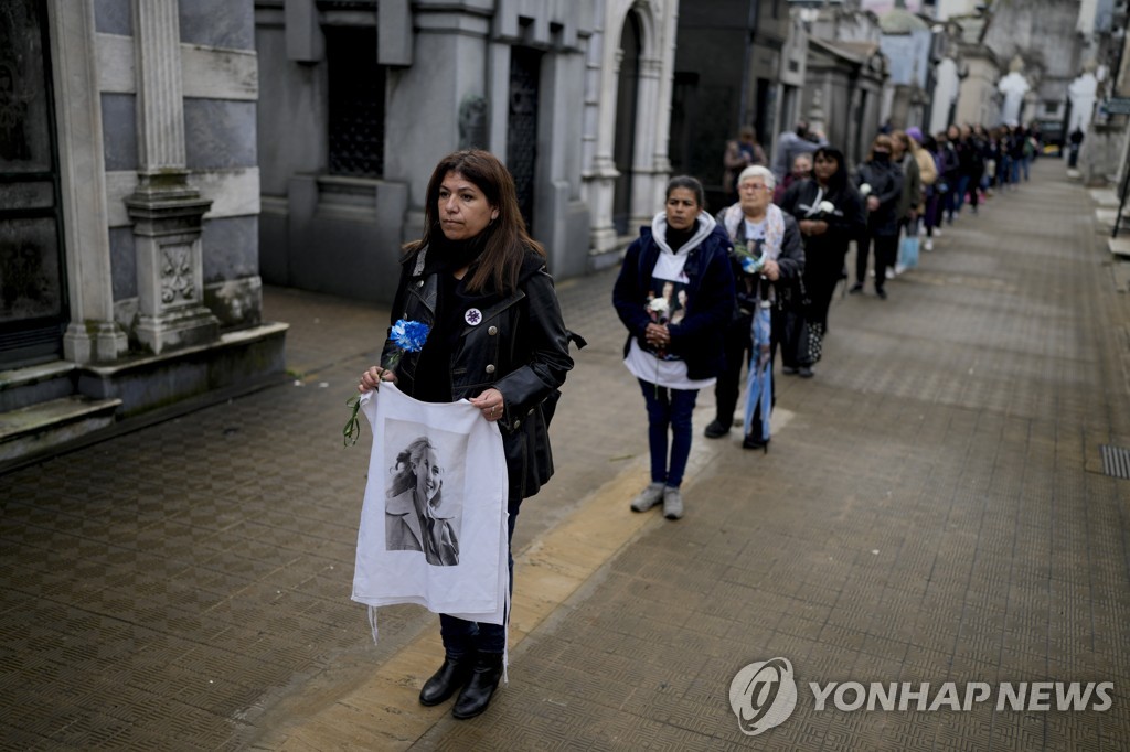 [월드&포토] 아르헨티나 '에비타' 70주기…여전한 추모 열기