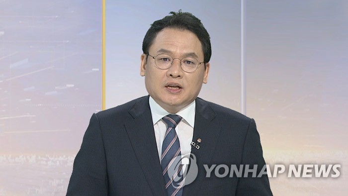 김건희 여사, 지인들에 "강신업 정치적 발언 제 의사와 무관"