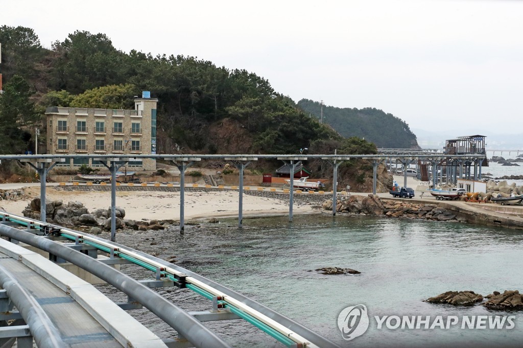 반쪽 운영, 운행 중단…울진군 예산 투입 관광시설 연이은 말썽