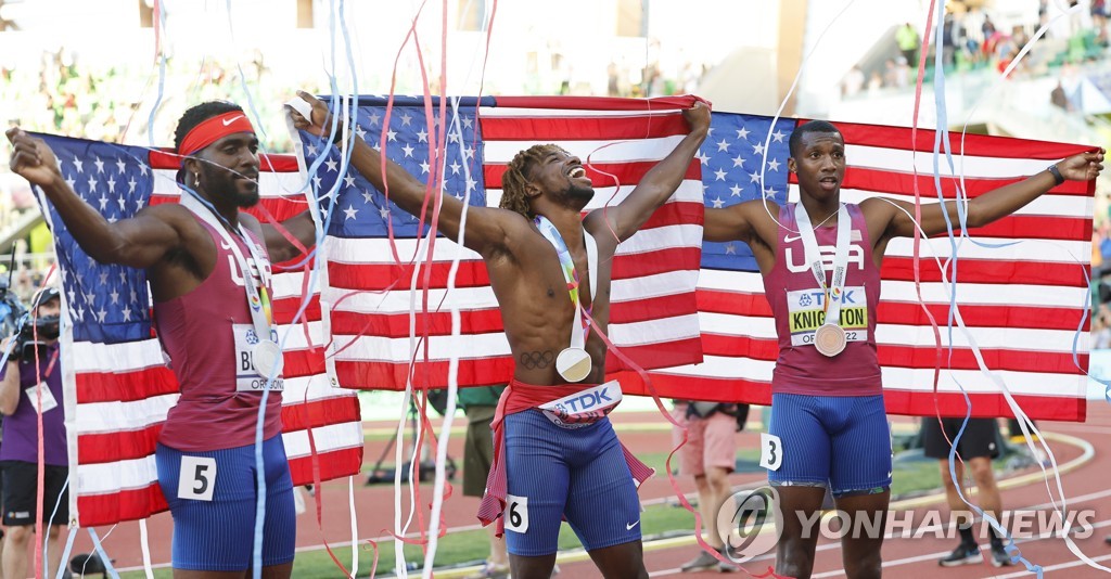 [세계육상] 라일스, 19초31로 남자 200ｍ 2연패…미국 1∼3위 독식