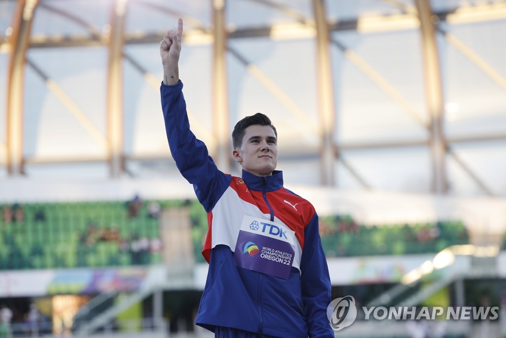 [세계육상] 미국, 남녀 1,600ｍ 계주 석권…필릭스 20번째 메달