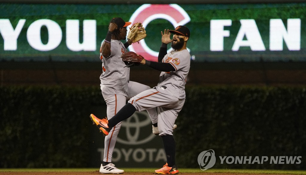 '쥐구멍에 볕 들었다'…MLB 볼티모어·시애틀 10연승 합창