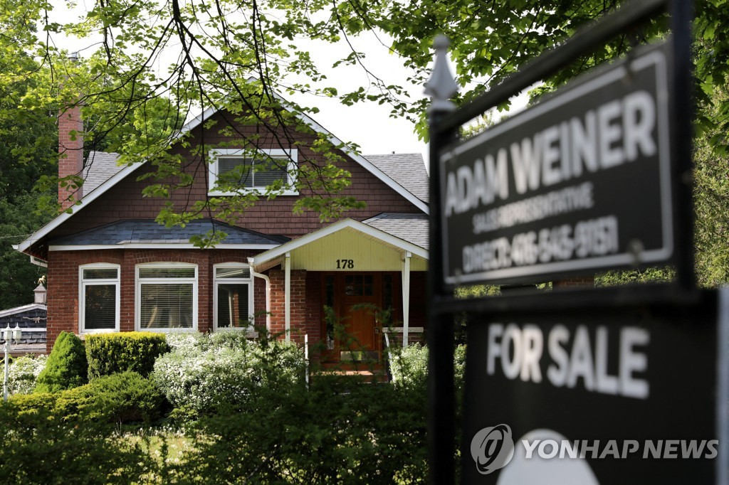 금리 인상 잇따르자 천정부지 치솟던 세계 집값도 줄줄이 하락