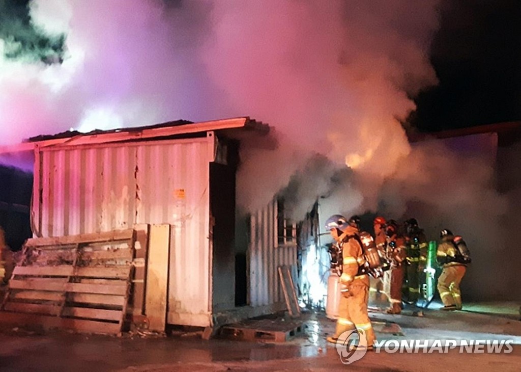 이주노동자 입국 확대…"열악한 숙소 등 고질적 문제 해결해야"