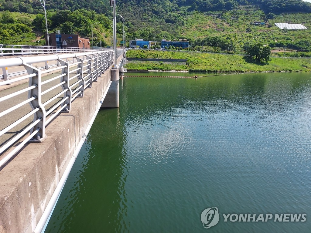 창원시 정수처리 공정 제대로 작동했나…4개 단계서 유충 검출(종합)