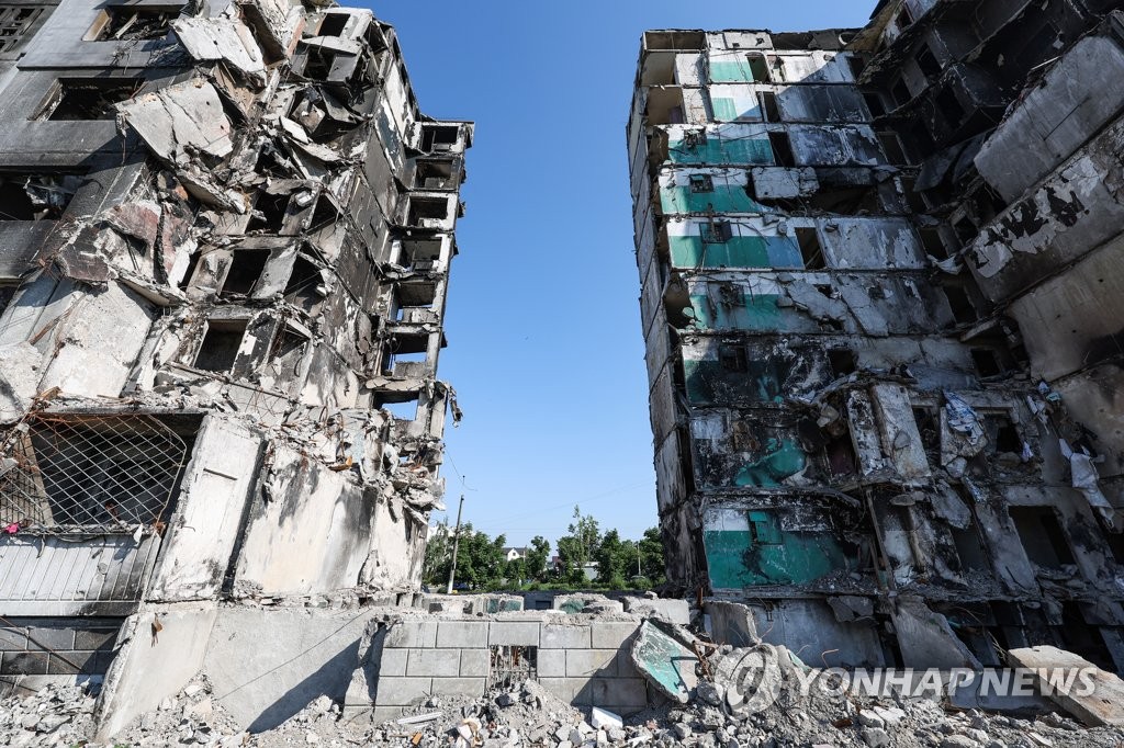 "러 점령한 우크라 도시 2천610개…대다수 망가져 재건 필요"