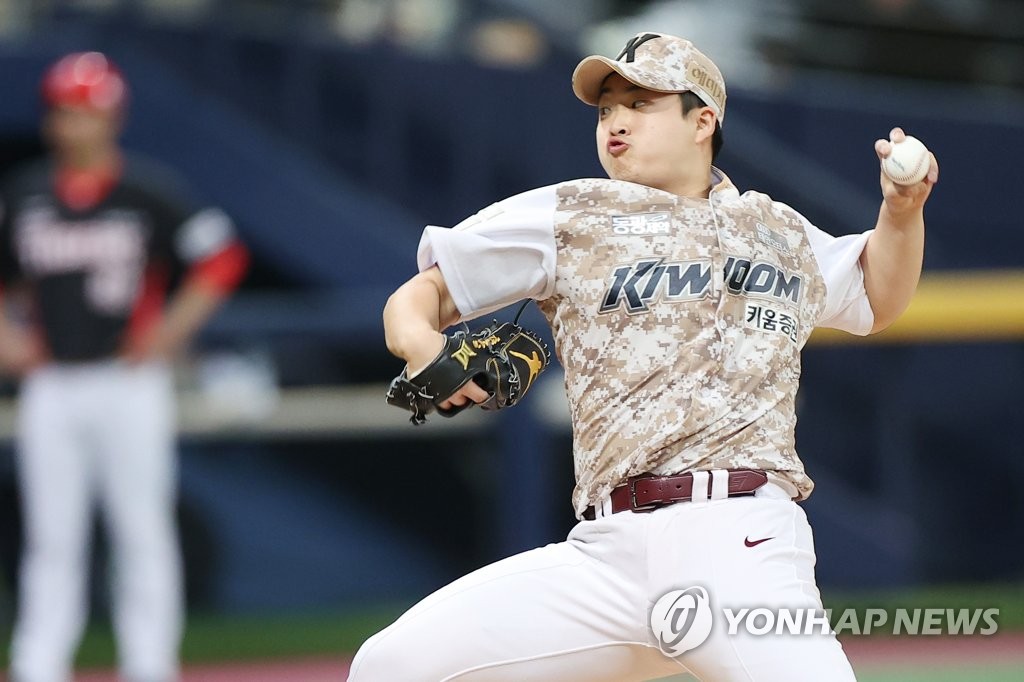 시즌 절반 넘었는데 고작 3블론…역사를 쓰는 키움 불펜