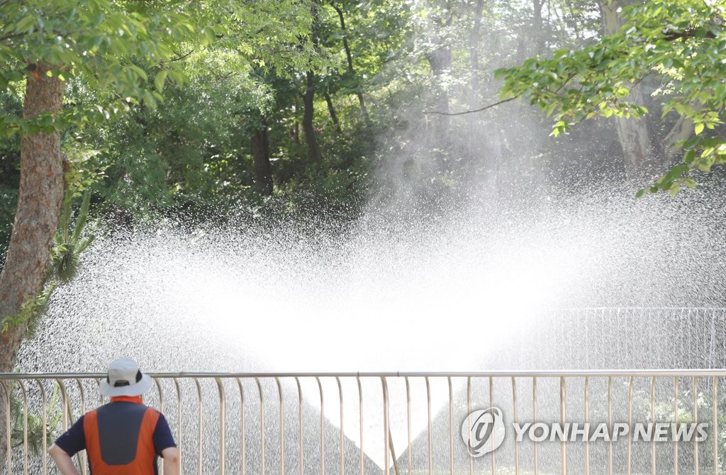 대구·경북 흐리고 가끔 비…무더위 지속