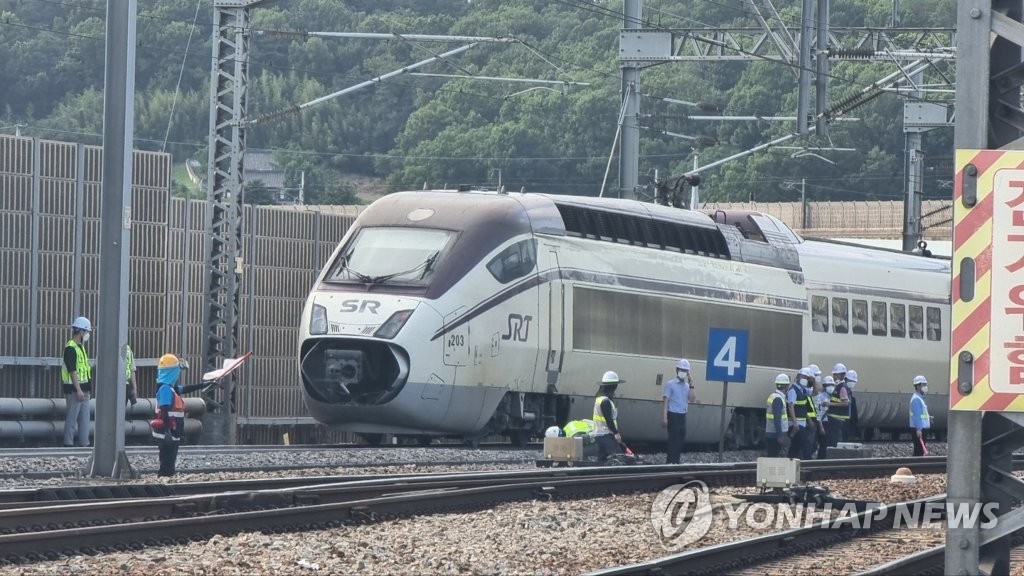 탈선 SRT 선행열차서 이상징후 신고…후속조치 없어 사고 못막아