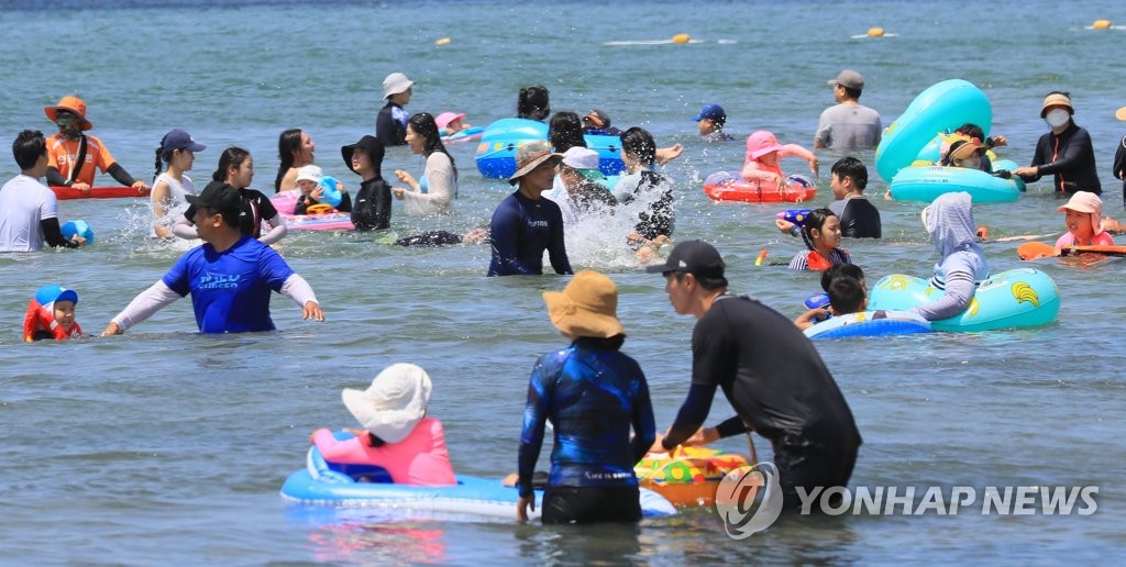 제주에 올해 첫 폭염경보…체감온도 최고 35도 넘어