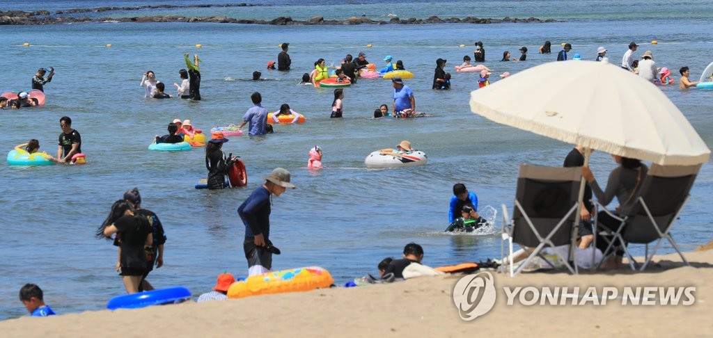 제주 곳곳 무더위…고산 34.3도 7월 기록 역대 1위