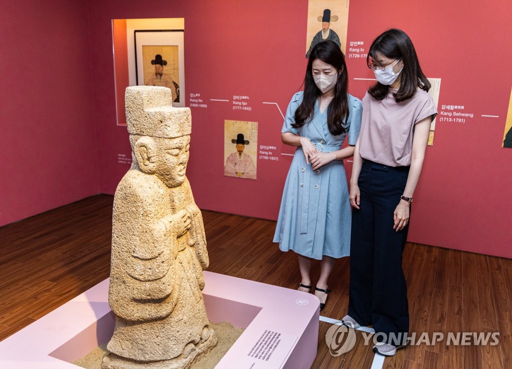 긴 여정 마치고 고국 품으로…환수 문화재 40여 점 한자리에(종합)