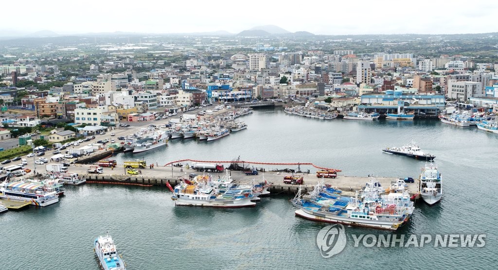 잇따른 선박 화재에 제주 항·포구 긴급 소방 안전점검