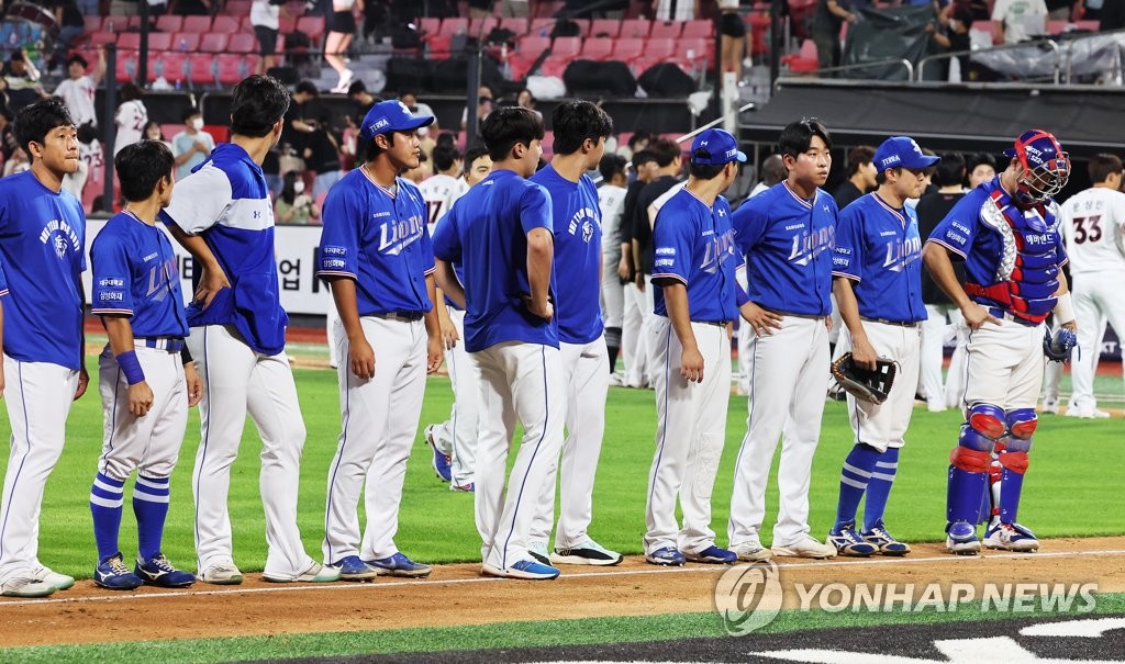 오승환, 17년 만에 연속타자 피홈런…삼성은 18년 만에 10연패