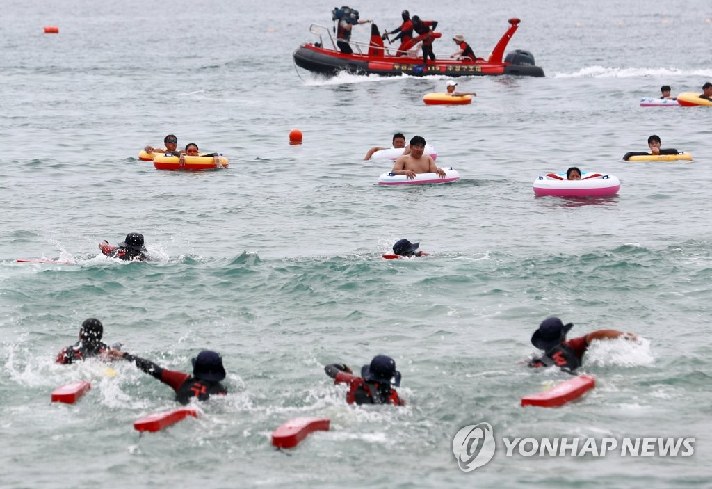 해운대해수욕장서 이안류 구조 피서객만 10년 새 741명