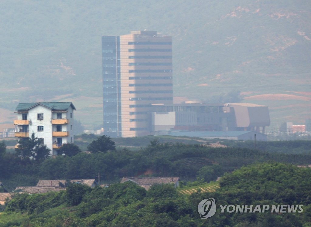 코로나·제재에 작년 북한 경제성장률 -0.1%…2년째 역성장