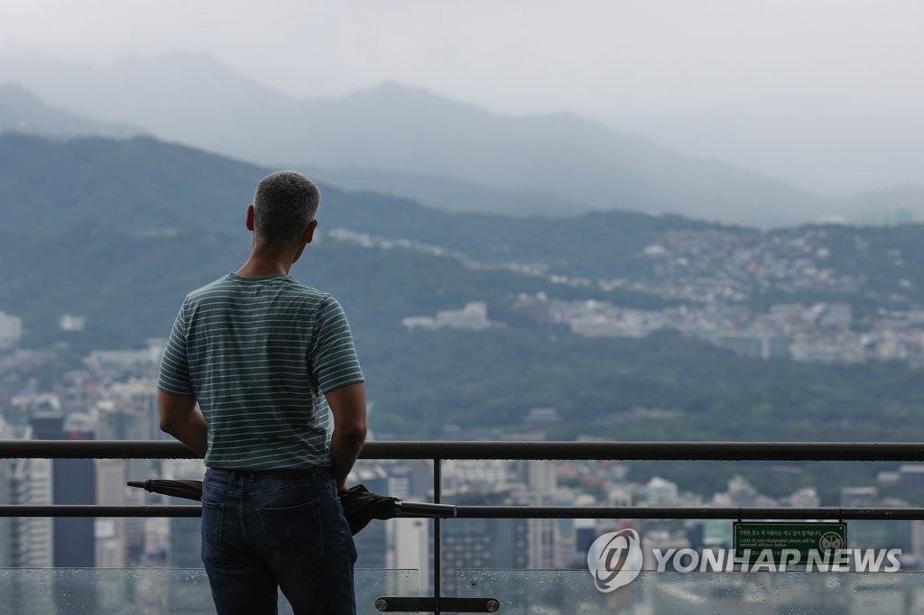 [날씨] 중부지방 무더위 누그러져…밤부터 전국에 비