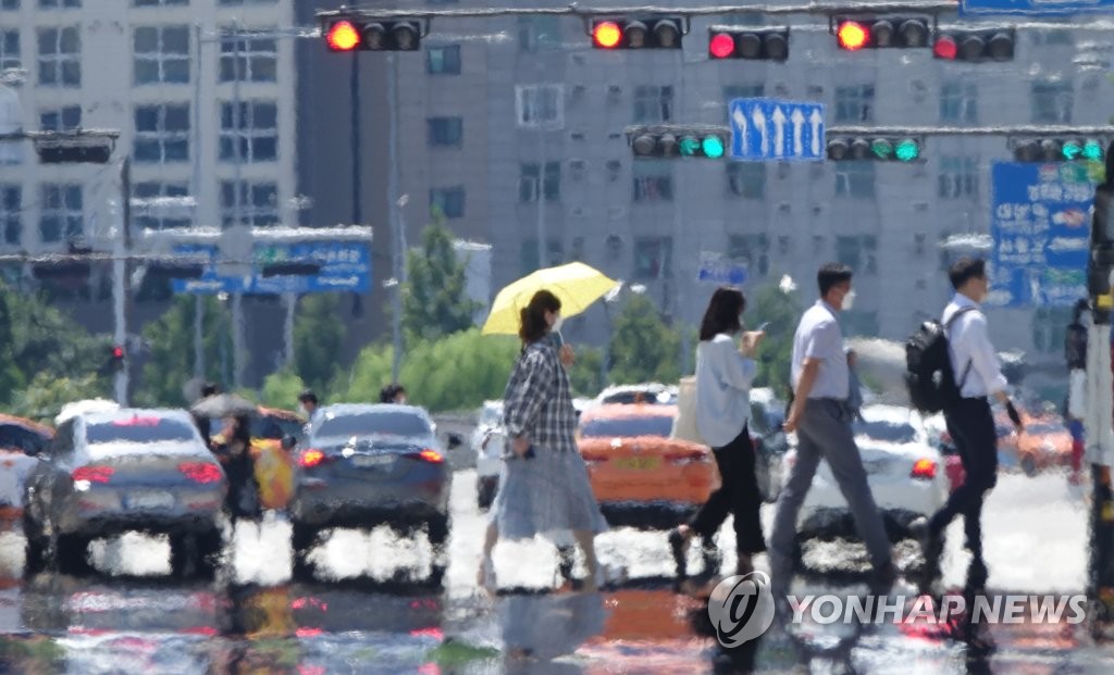 태풍 '송다'에 주말 제주·남부지방 호우·강풍