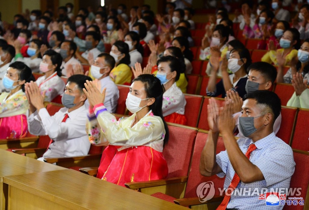 북, '전승절' MZ세대 사상단속 총력…"전승세대 기풍 따라배워"