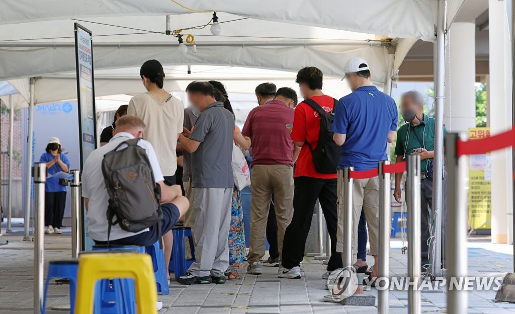 백경란 "제한조치 없는 첫 유행…기업, 자발적 방역 동참해달라"