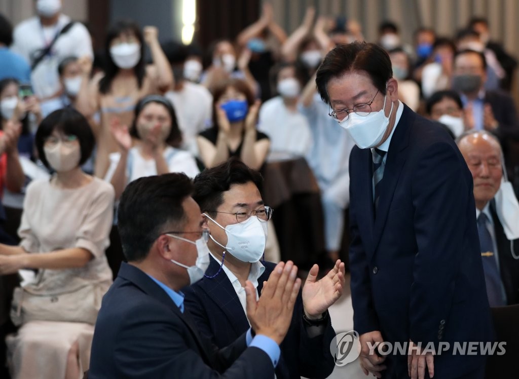 춘천 찾은 이재명 "총선서 반드시 과반수 넘겨야"