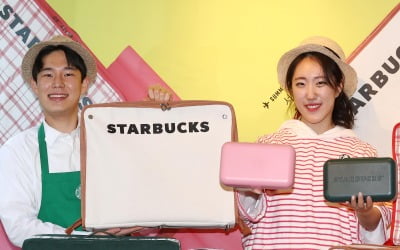스타벅스, '발암물질' 서머캐리백 사과…"새제품·상품권 교체"