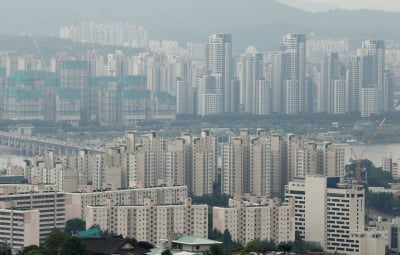 점점 커지는 금리 부담…서울 집 살 사람이 없다