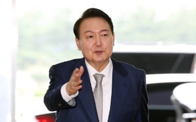 '40% 벽도 무너졌다'…尹 지지율 첫 30%대 '민심 경고등'